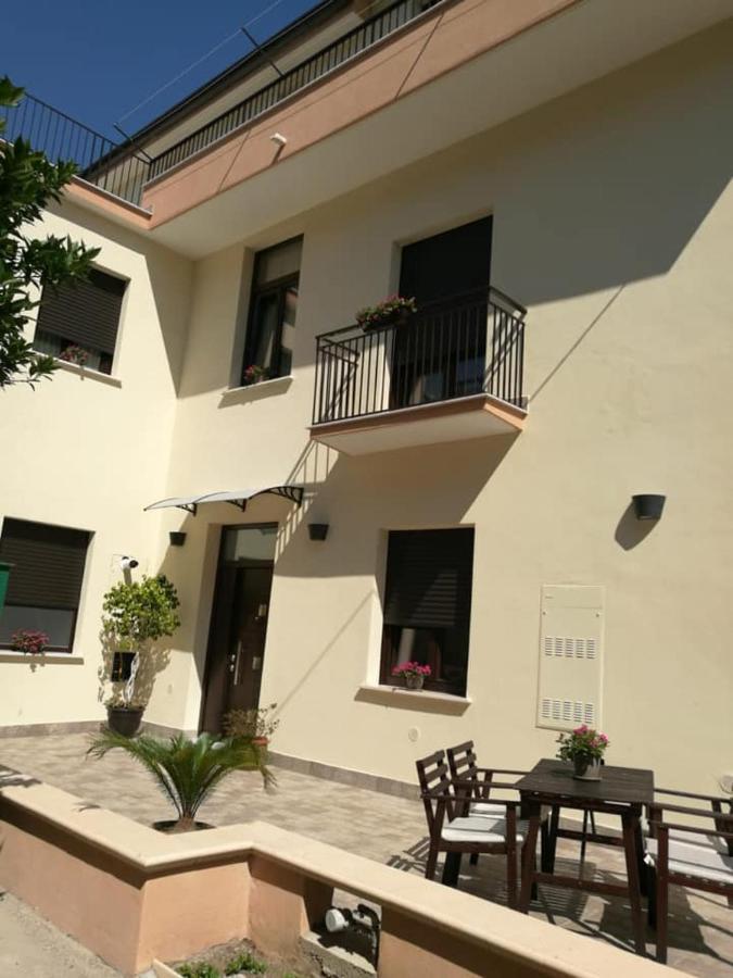 Casa Kati Bed and Breakfast Mercato San Severino Exteriör bild
